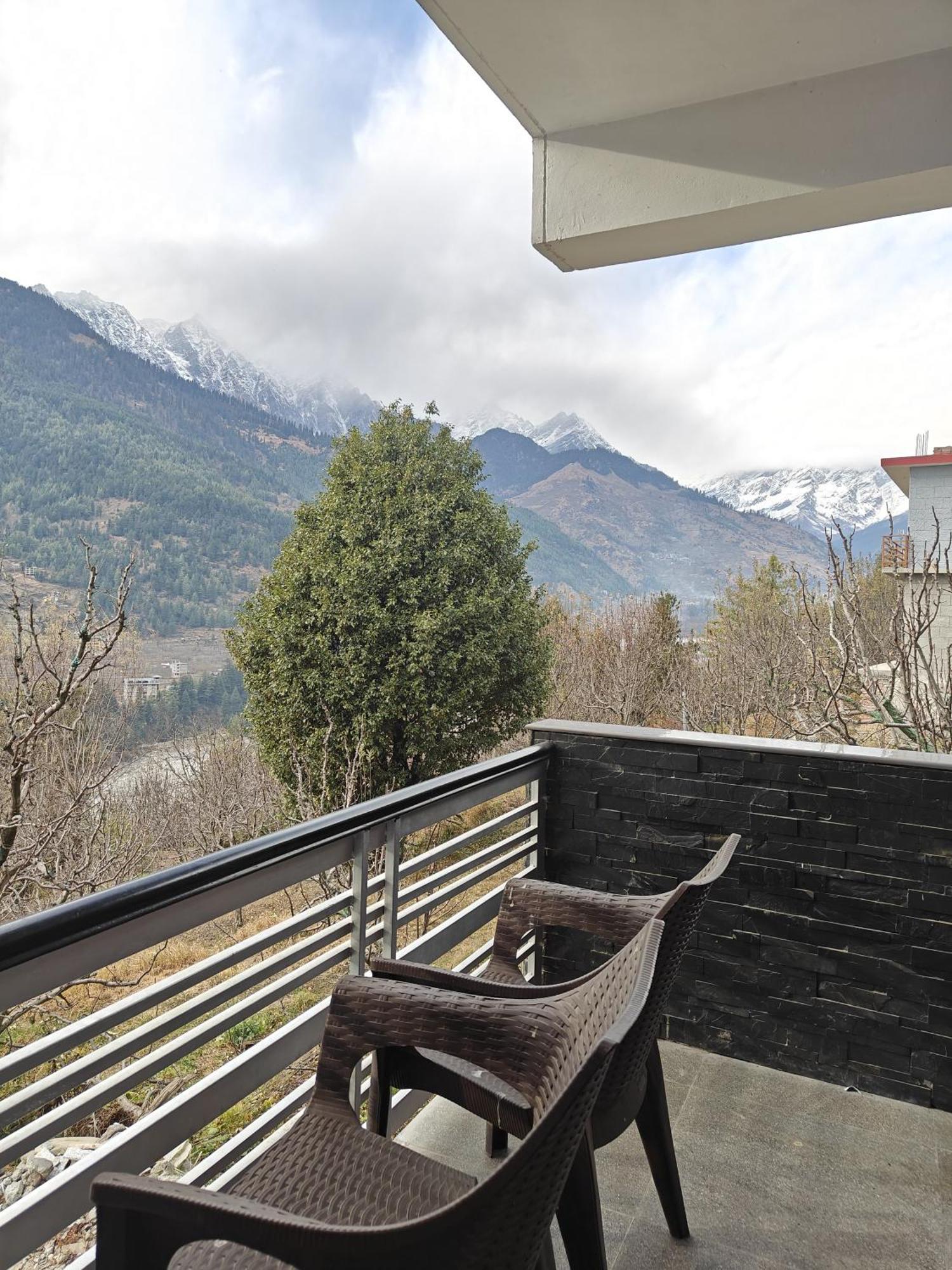 Hotel Happy House Manali Sater Exterior foto